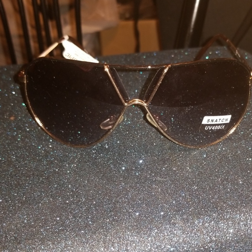 Hot Topic Snatch Oversized Aviators w.Free Case